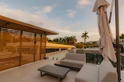 Private Pool Villa 4BR Bangtao and Layan Beach in Cheong Thalea, Phuket – Fotos 7